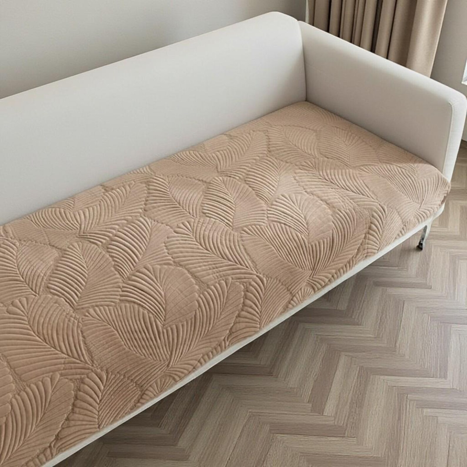 Couch Pet Sofa Cover: Thick Jacquard Leaf Pattern Seat Mat